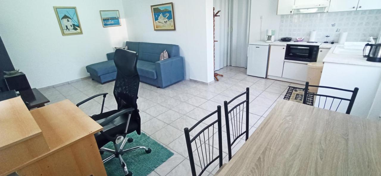 Maris Full Apartment With Roof Garden Access Chios Town Zewnętrze zdjęcie